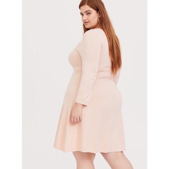 NWT Torrid Blush Pink Mini Sweater Cross Front Skater Dress V-Neck Size Large 12 - Picture 7 of 9